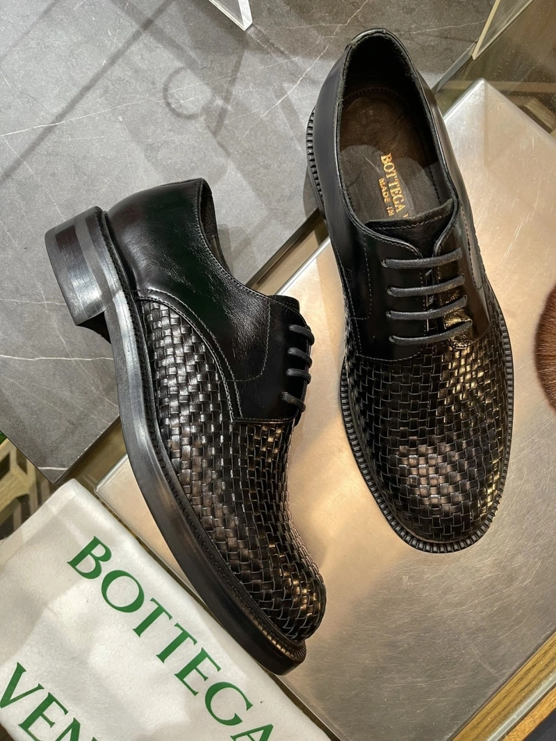 Fashionable Bxttxga Vxnxta Leather Shoes 113264