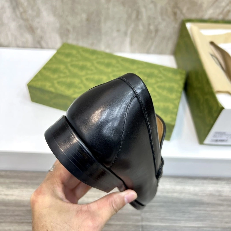 HighQuality Gxccx Leather Shoes 165871