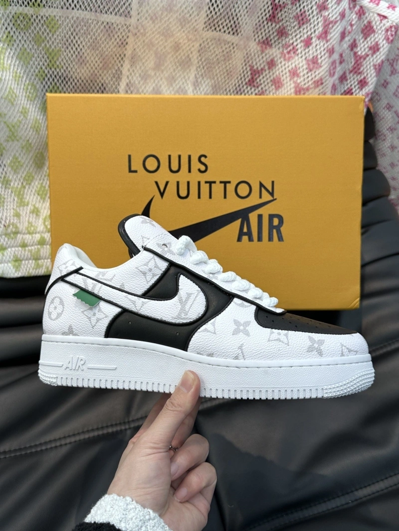 Refined Lxxis Vxxtton Sneakers 191903
