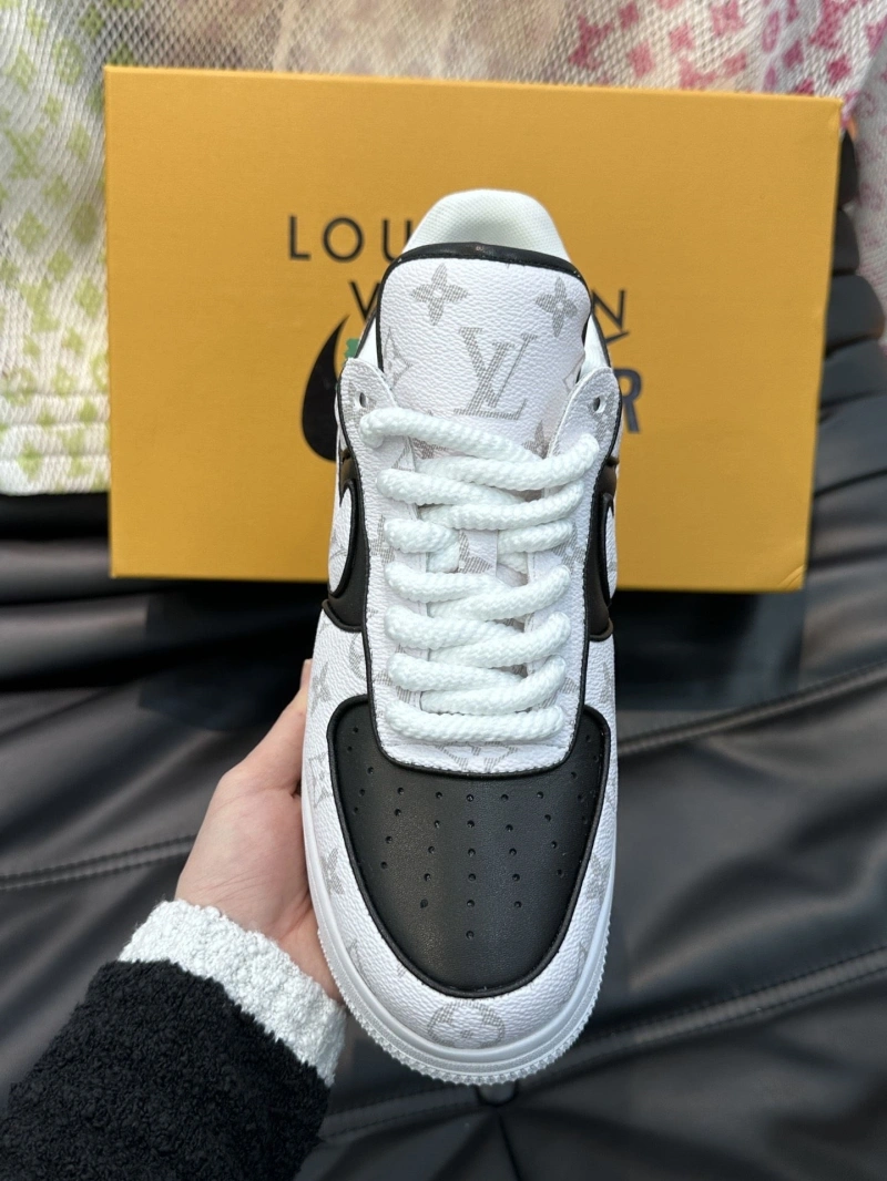 Refined Lxxis Vxxtton Sneakers 191903