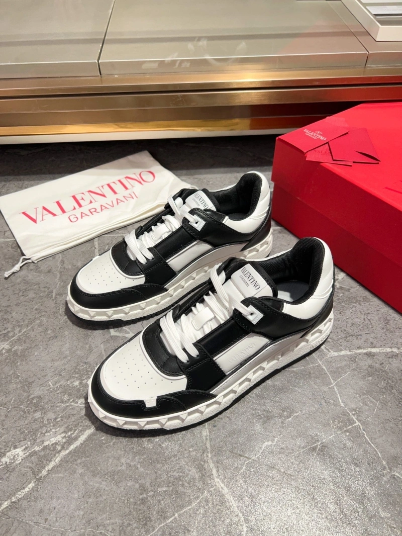 Timeless Vxlxntino Sneakers 233077