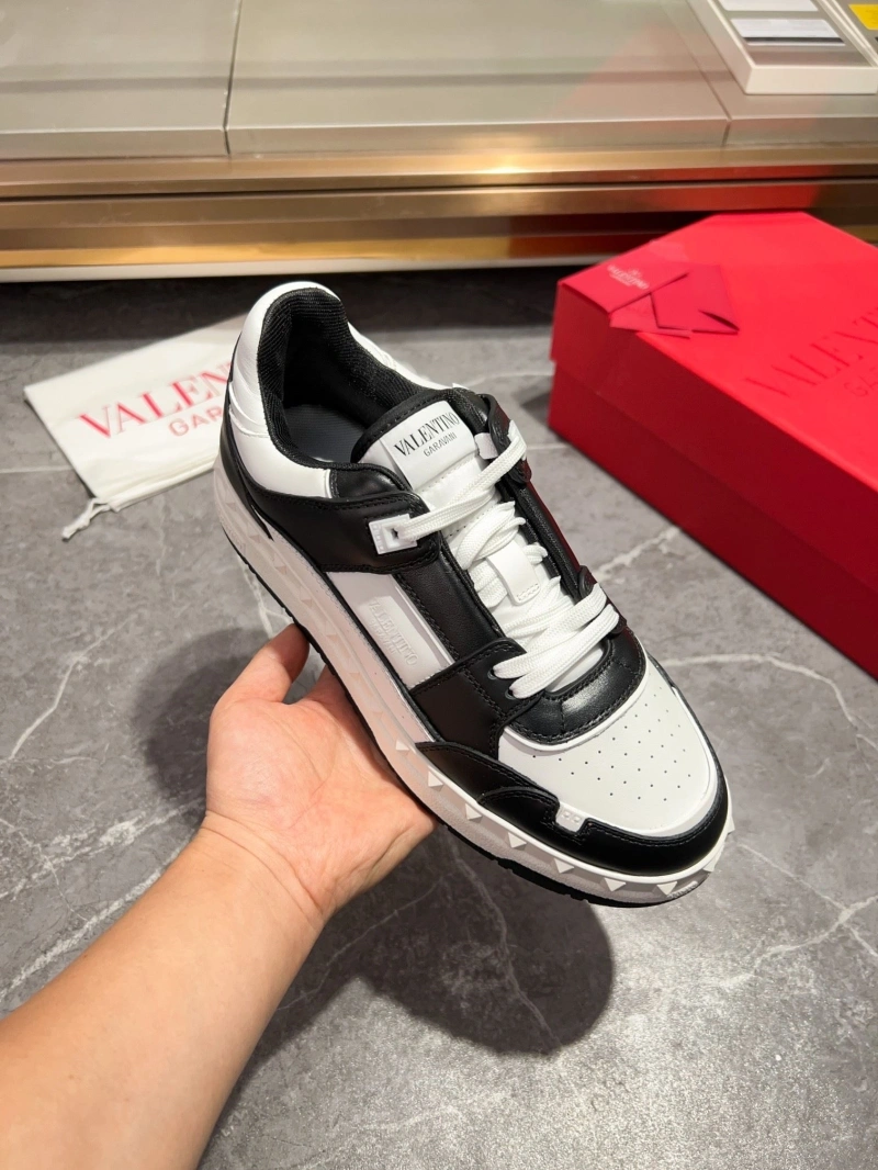 Timeless Vxlxntino Sneakers 233077