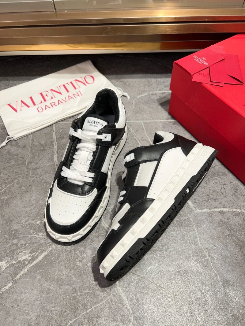 Timeless Vxlxntino Sneakers 233077