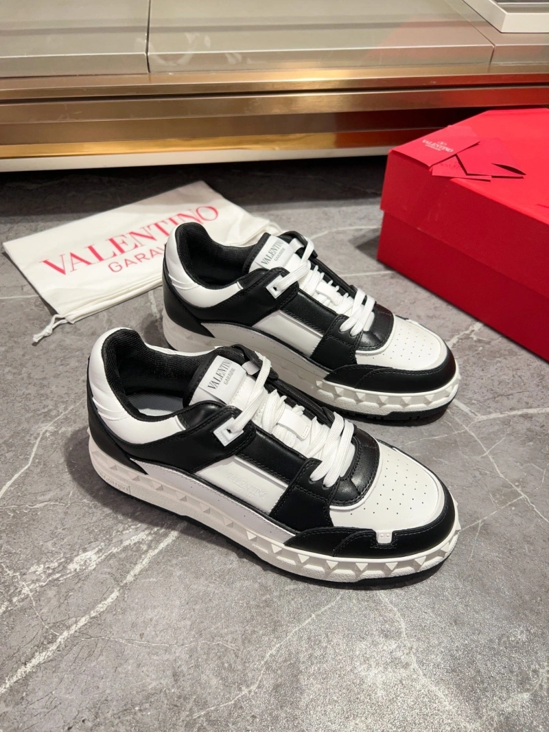 Timeless Vxlxntino Sneakers 233077