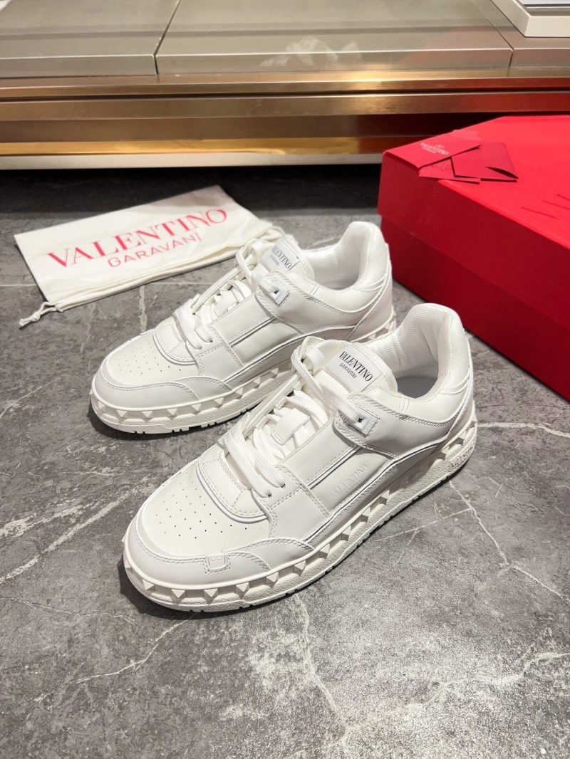 EyeCatching Vxlxntino Sneakers 233065