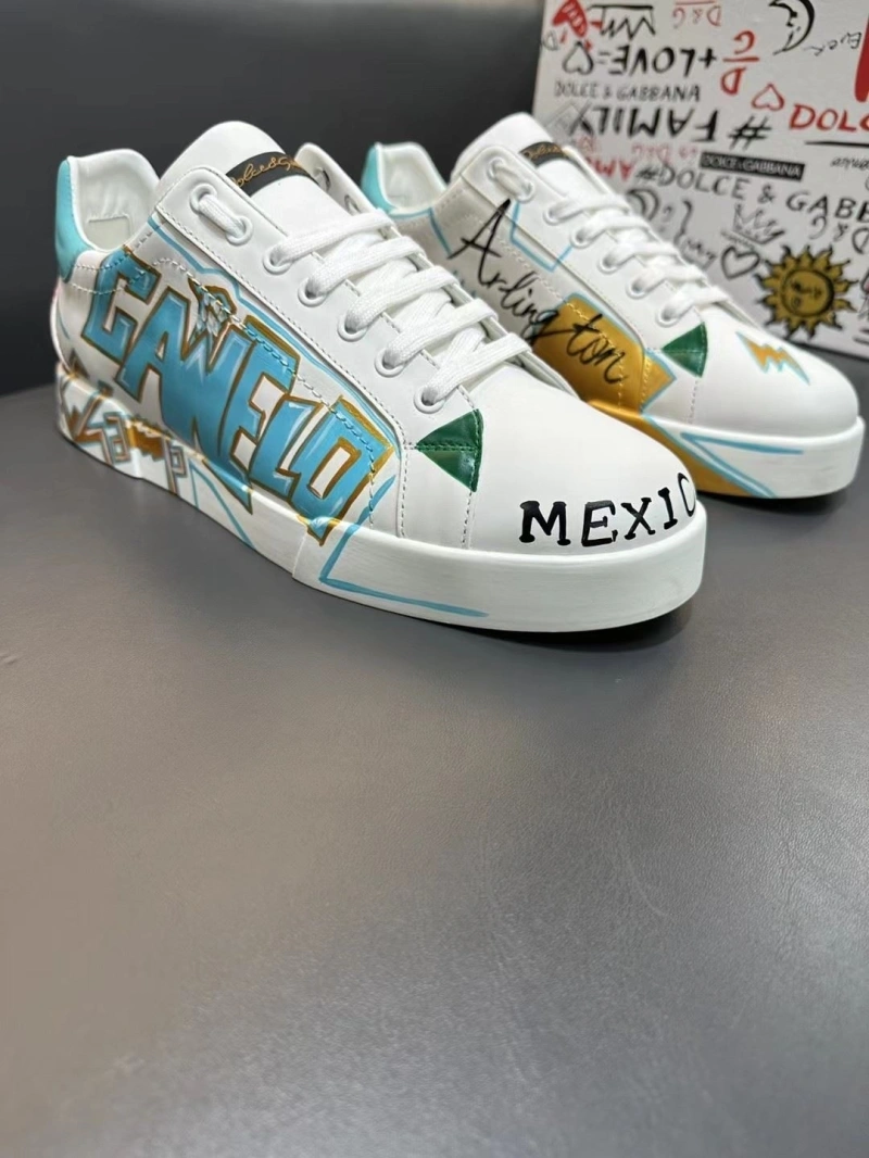 WellDesigned Dolce & Gabbana Sneakers 146701