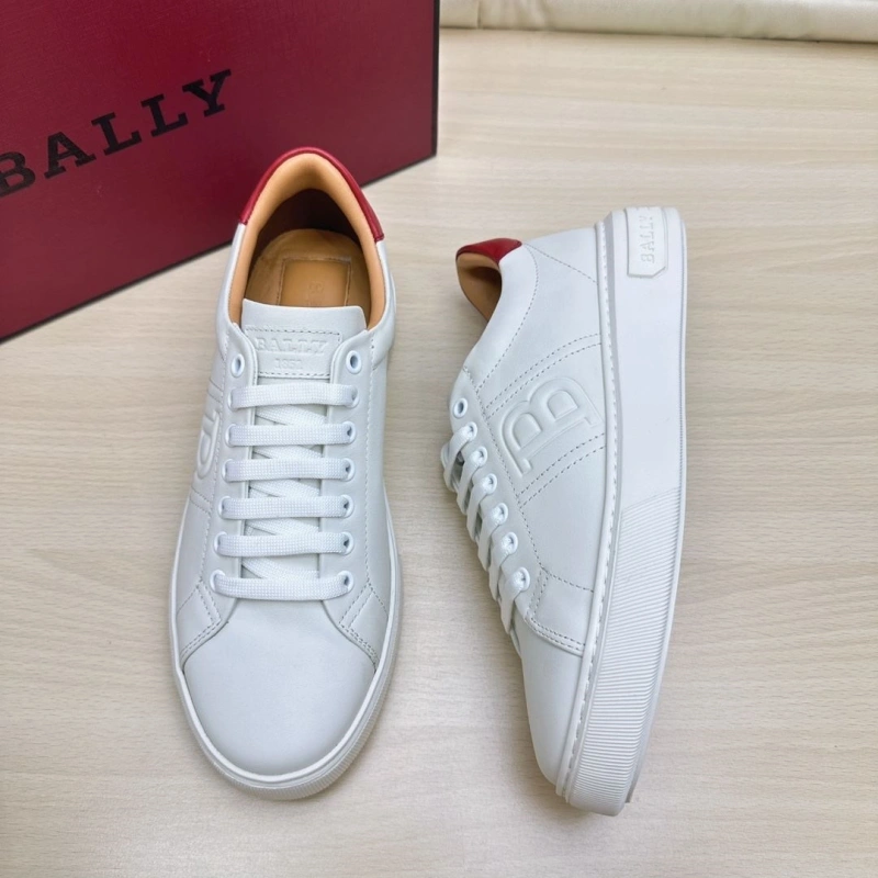 Lightweight Bxrbxrry Sneakers 115545