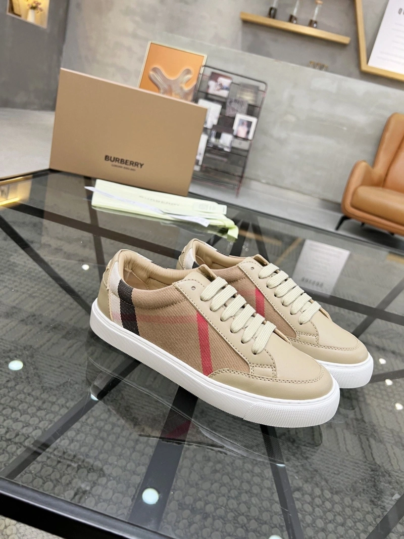 GoAnywhere Bxrbxrry Sneakers 115559