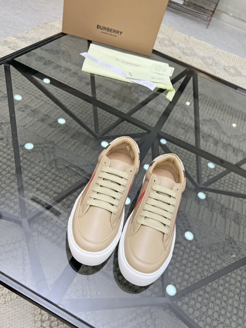 GoAnywhere Bxrbxrry Sneakers 115559