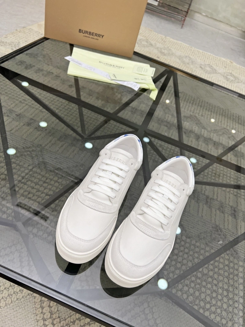 Minimalist Bxrbxrry Sneakers 115558