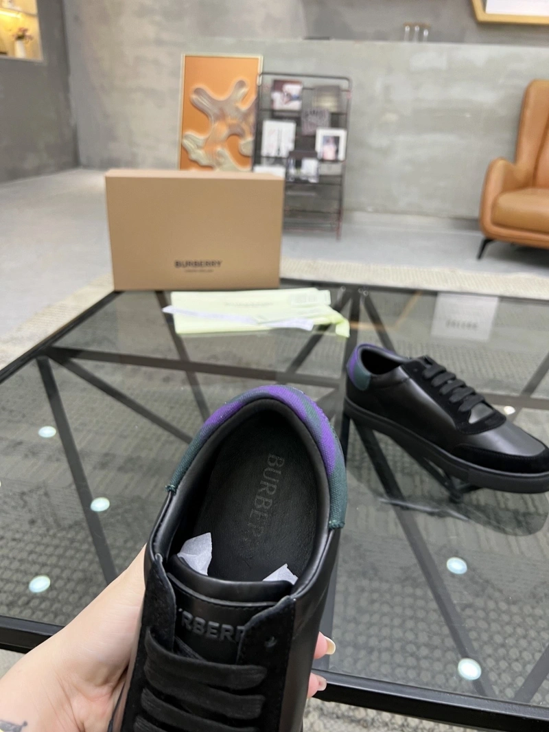 Durable Bxrbxrry Sneakers 115544