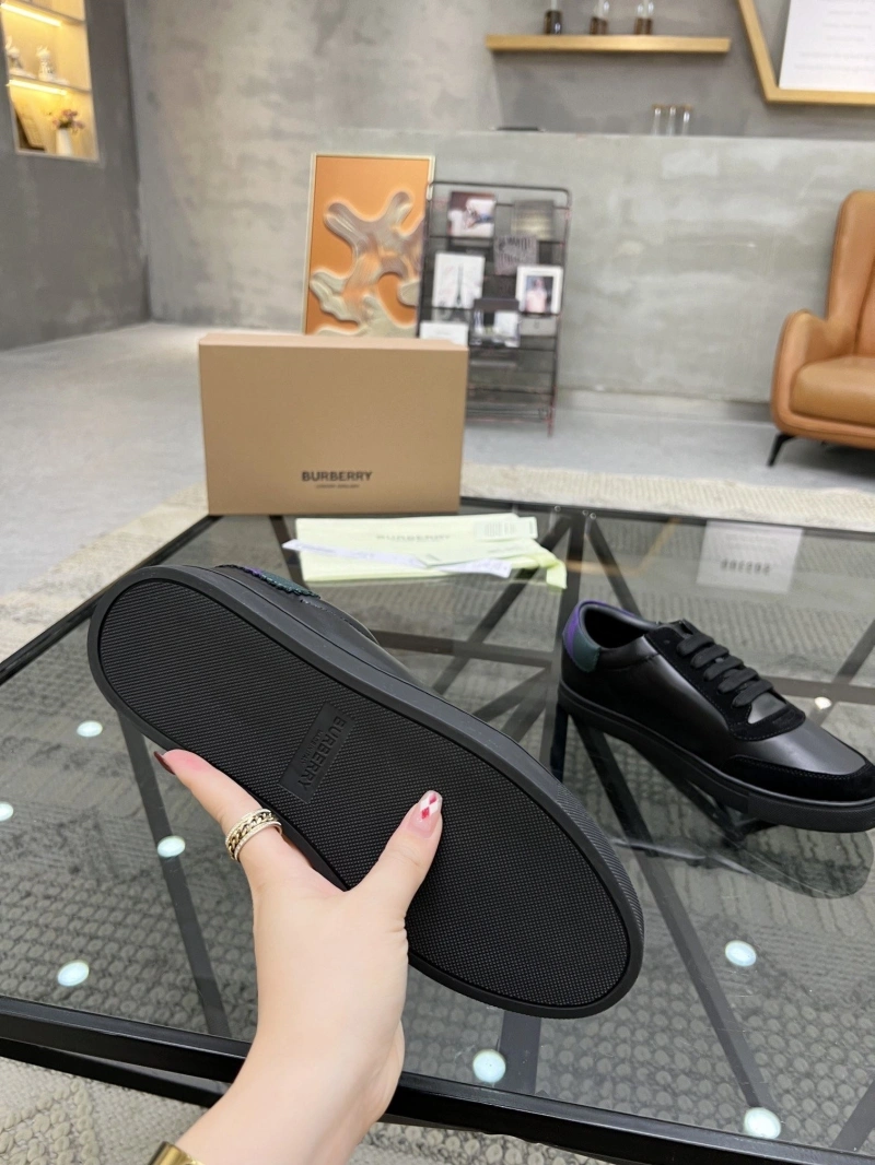 Durable Bxrbxrry Sneakers 115544