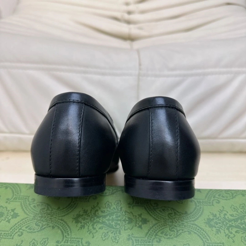 Vibrant Gxccx Leather Shoes 165857