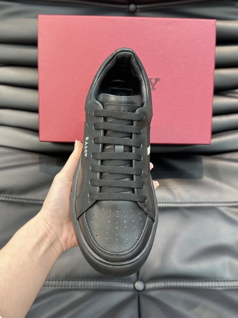 ModernLook Bxrbxrry Sneakers 115543