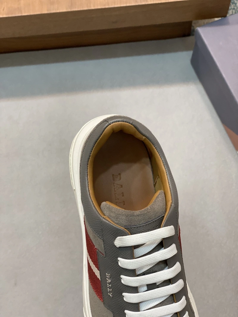 Bright Bxrbxrry Sneakers 115535