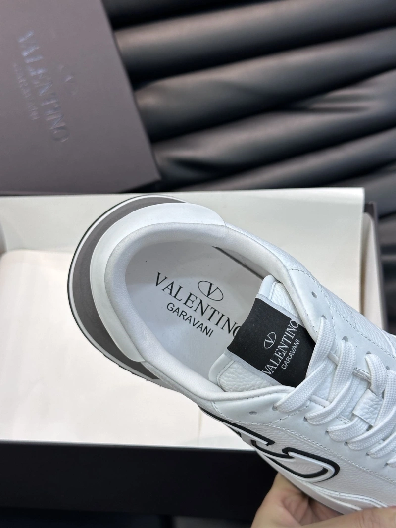 Soft Vxlxntino Sneakers 233064