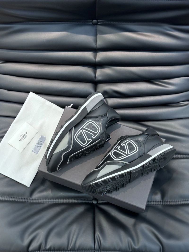 SportInspired Vxlxntino Sneakers 233071