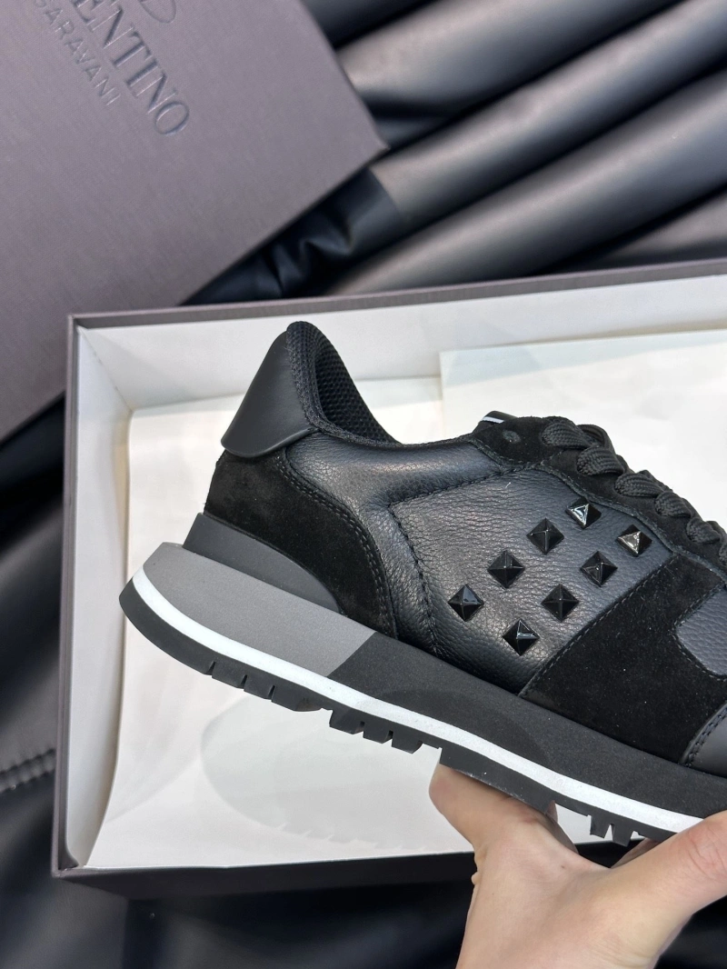 Durable Vxlxntino Sneakers 233058