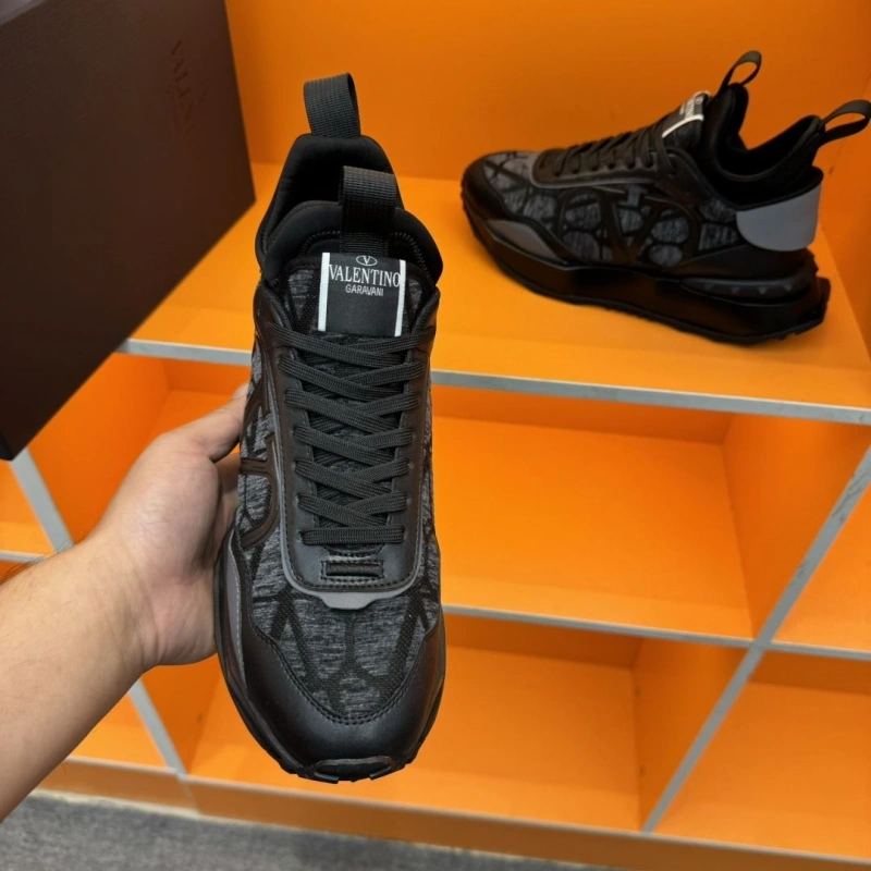 DailyWear Vxlxntino Sneakers 233042