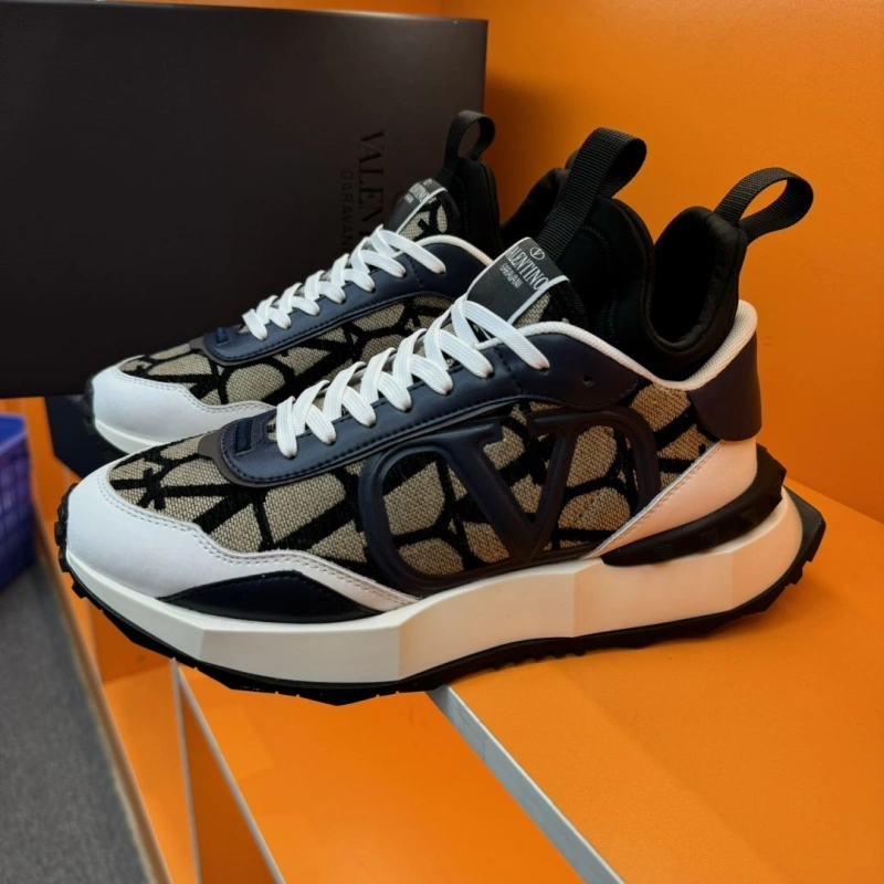 Functional Vxlxntino Sneakers 233049