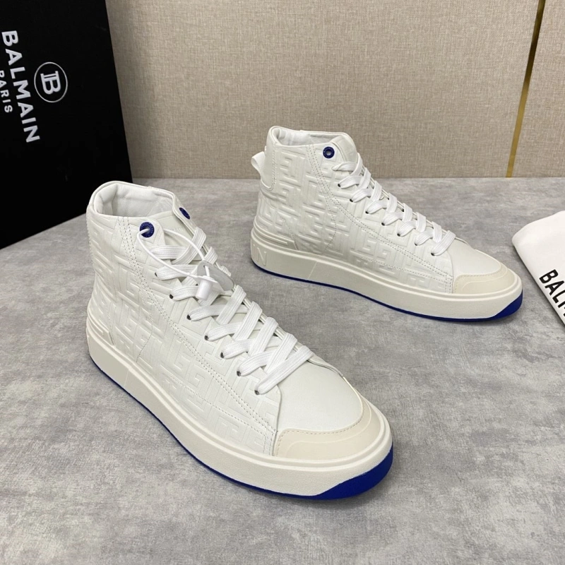 Versatile Othxr Sneakers 216928