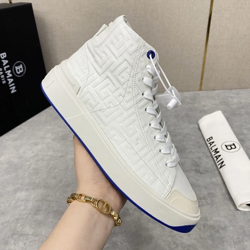 Versatile Othxr Sneakers 216928