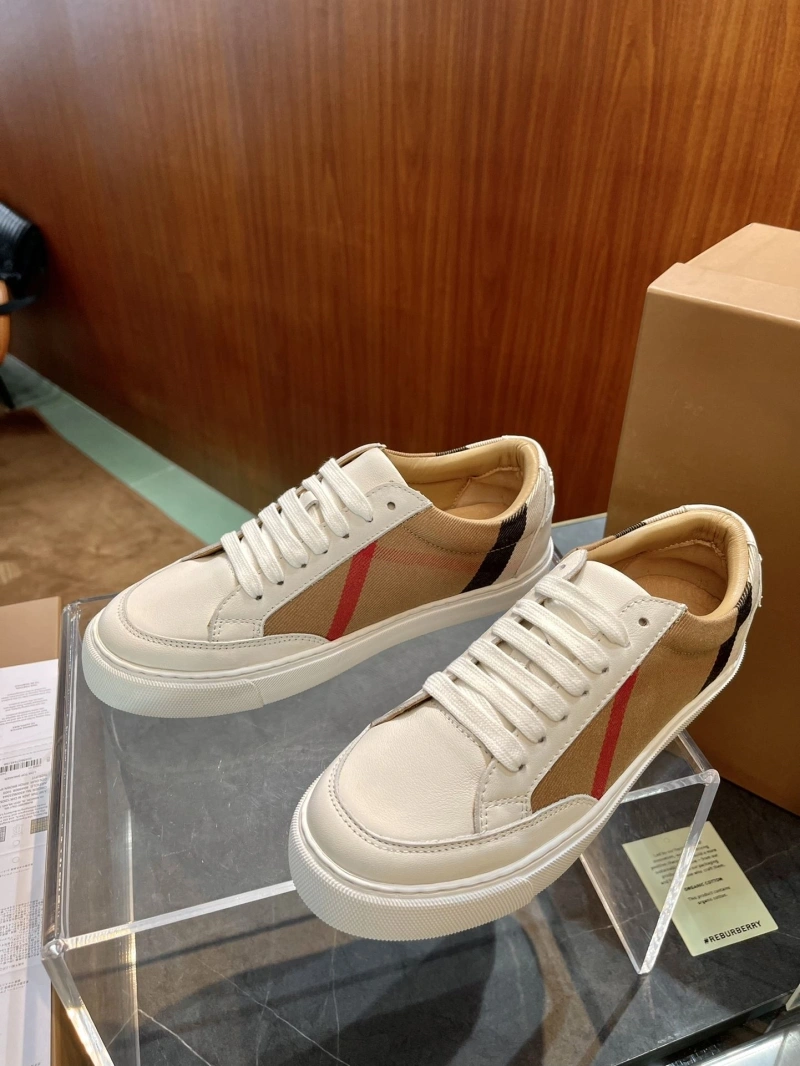 Modern Bxrbxrry Sneakers 115534