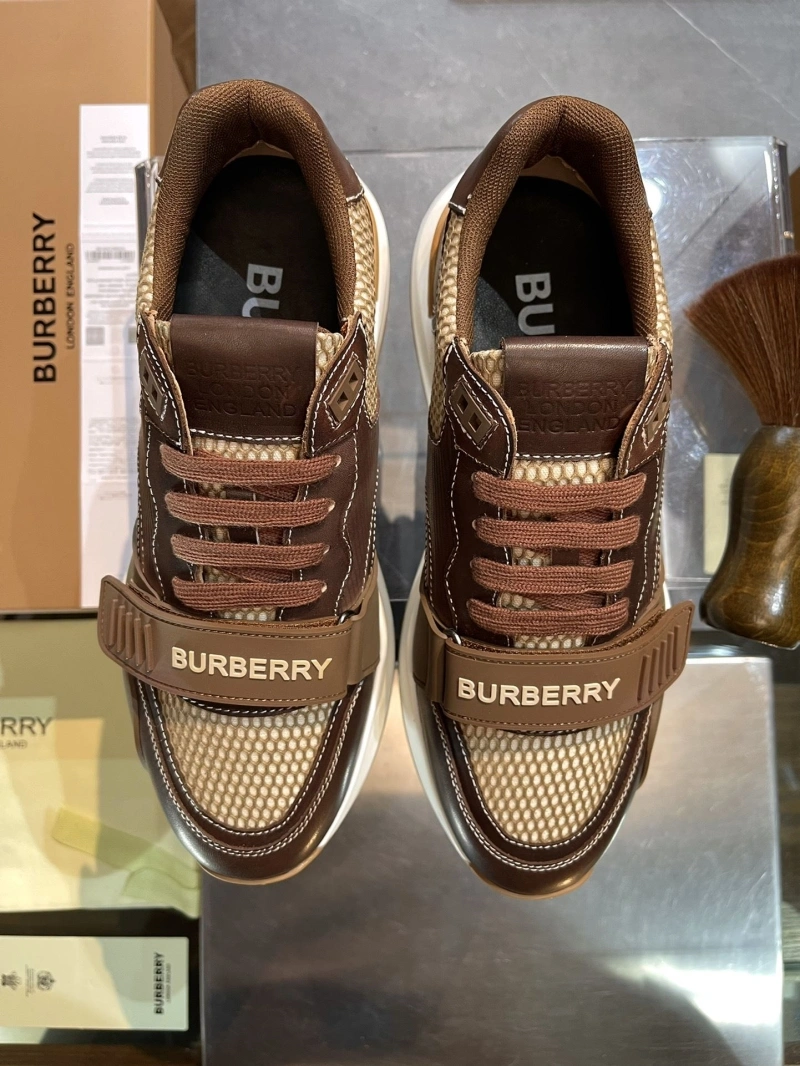GoAnywhere Bxrbxrry Sneakers 115525