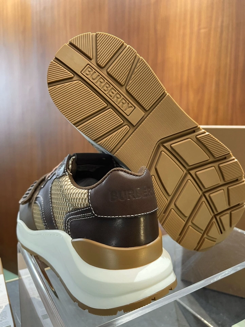 GoAnywhere Bxrbxrry Sneakers 115525