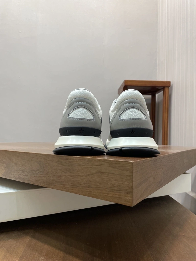 Reliable Gxccx Sneakers 166322