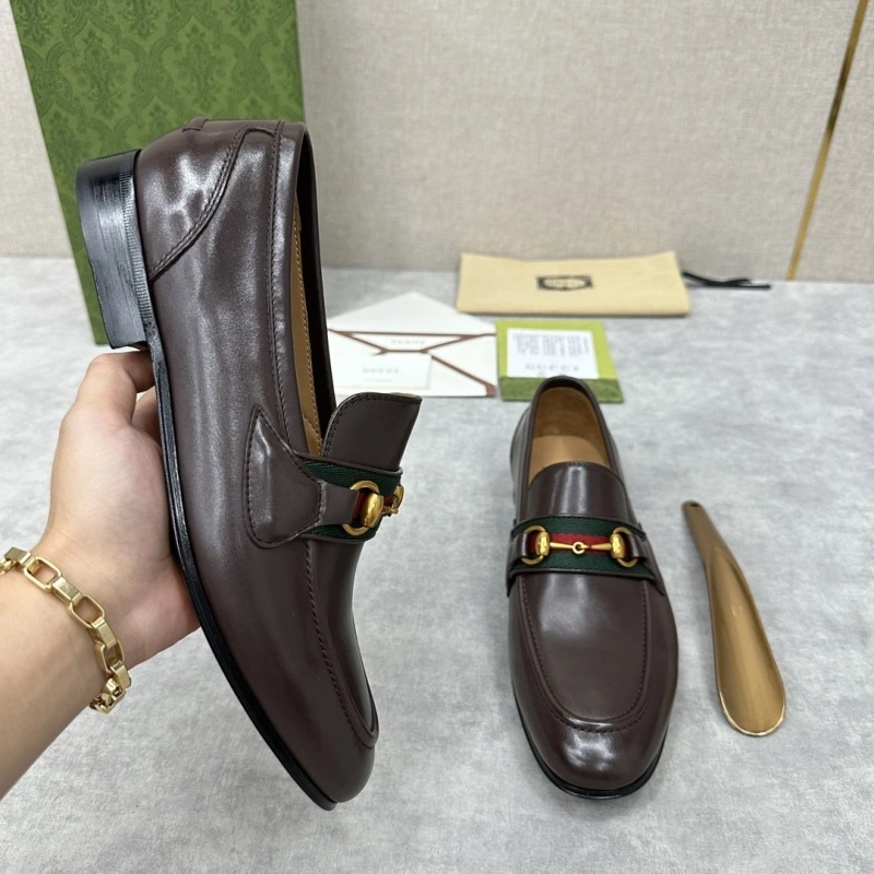 Vibrant Gxccx Leather Shoes 165815