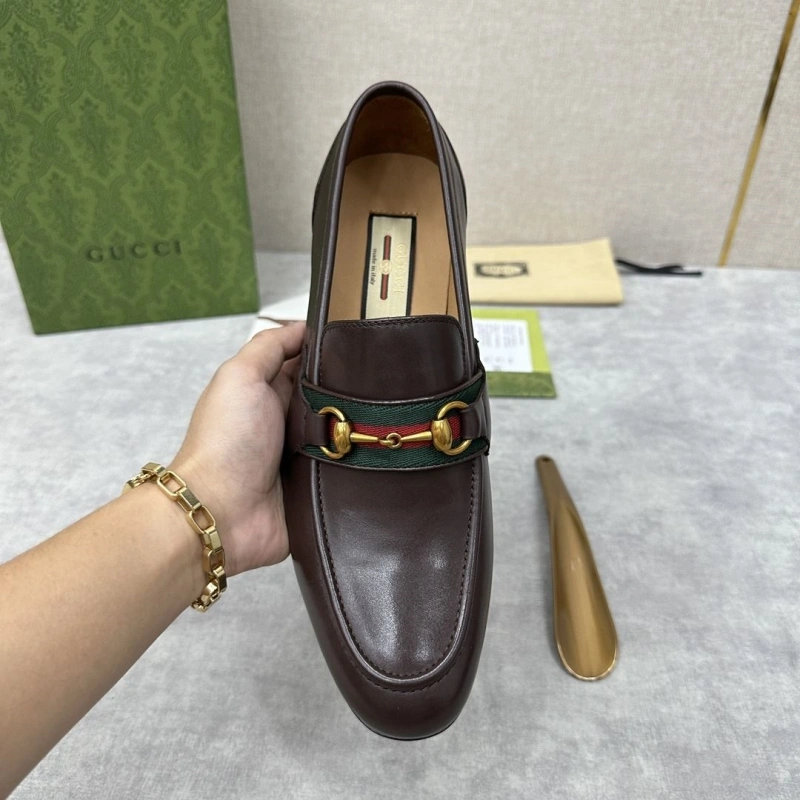 Vibrant Gxccx Leather Shoes 165815