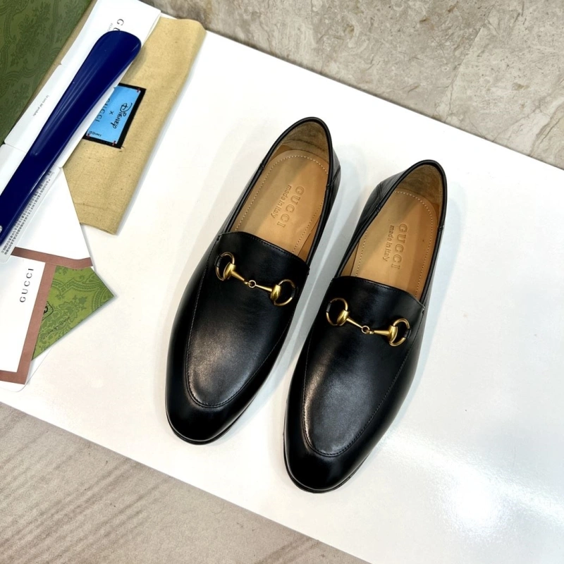Trendsetting Gxccx Leather Shoes 165840