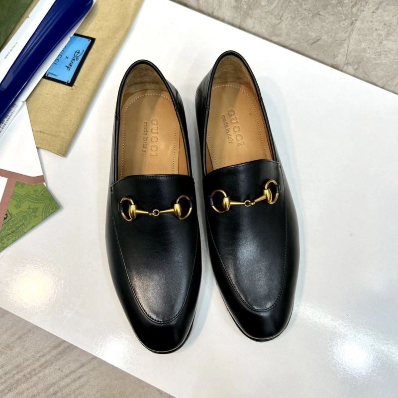 Trendsetting Gxccx Leather Shoes 165840
