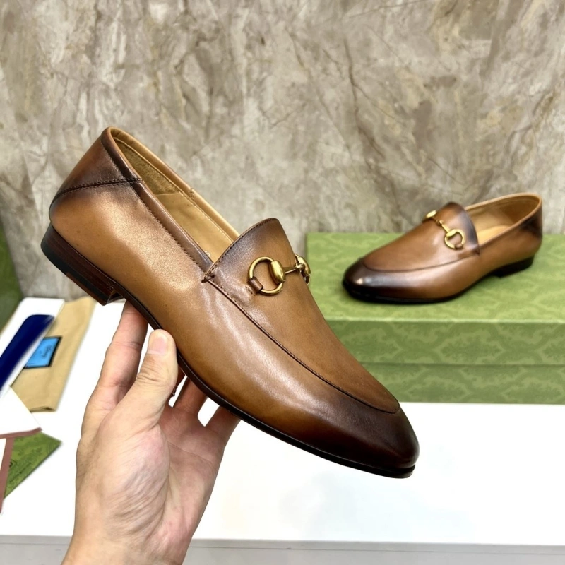 EyeCatching Gxccx Leather Shoes 165812