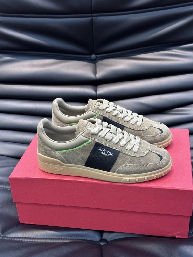 Unique Vxlxntino Sneakers 233051