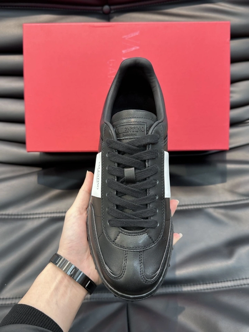 Refined Vxlxntino Sneakers 233036