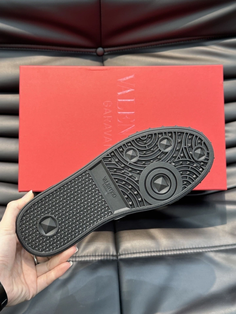 Refined Vxlxntino Sneakers 233036