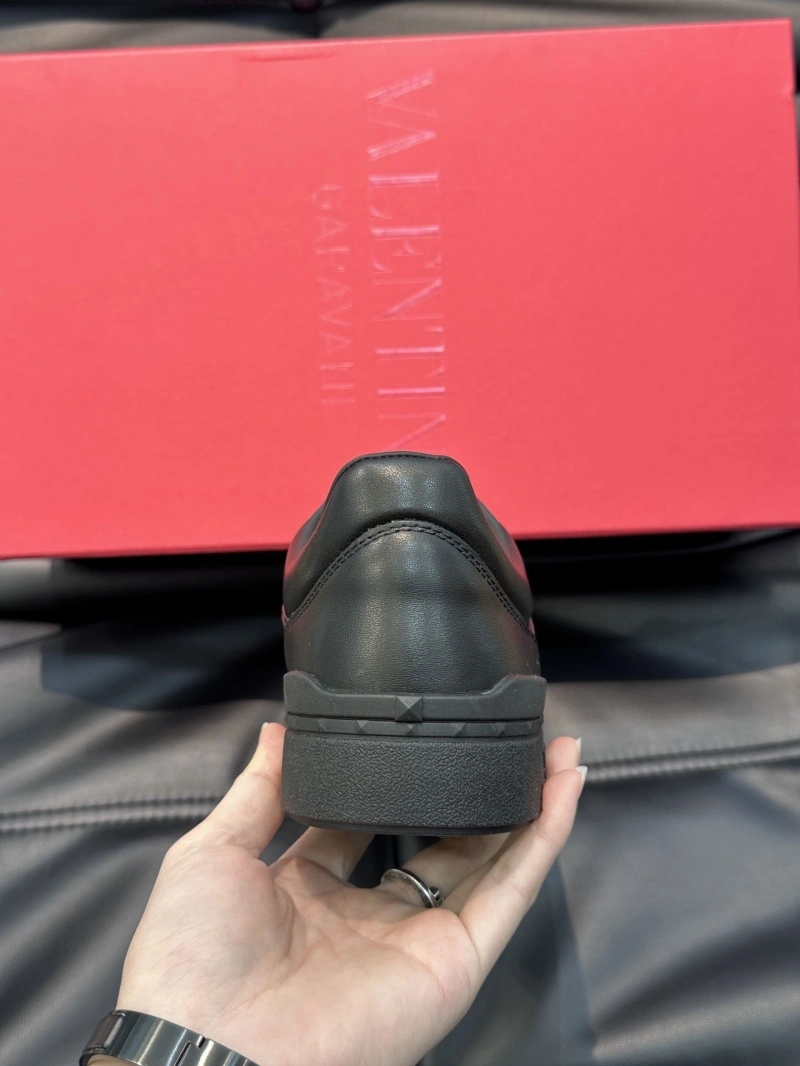 Refined Vxlxntino Sneakers 233036