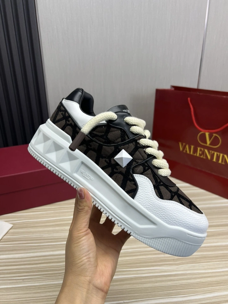 Unique Vxlxntino Sneakers 233033