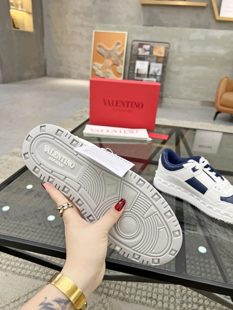 Elegant Vxlxntino Sneakers 233025