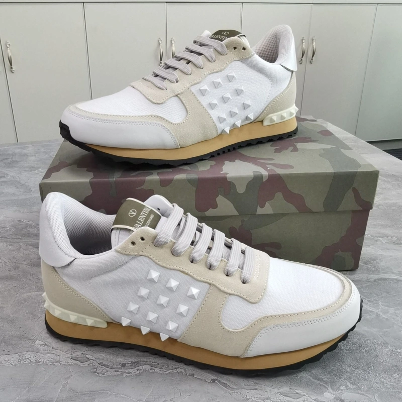 Bright Vxlxntino Sneakers 233007