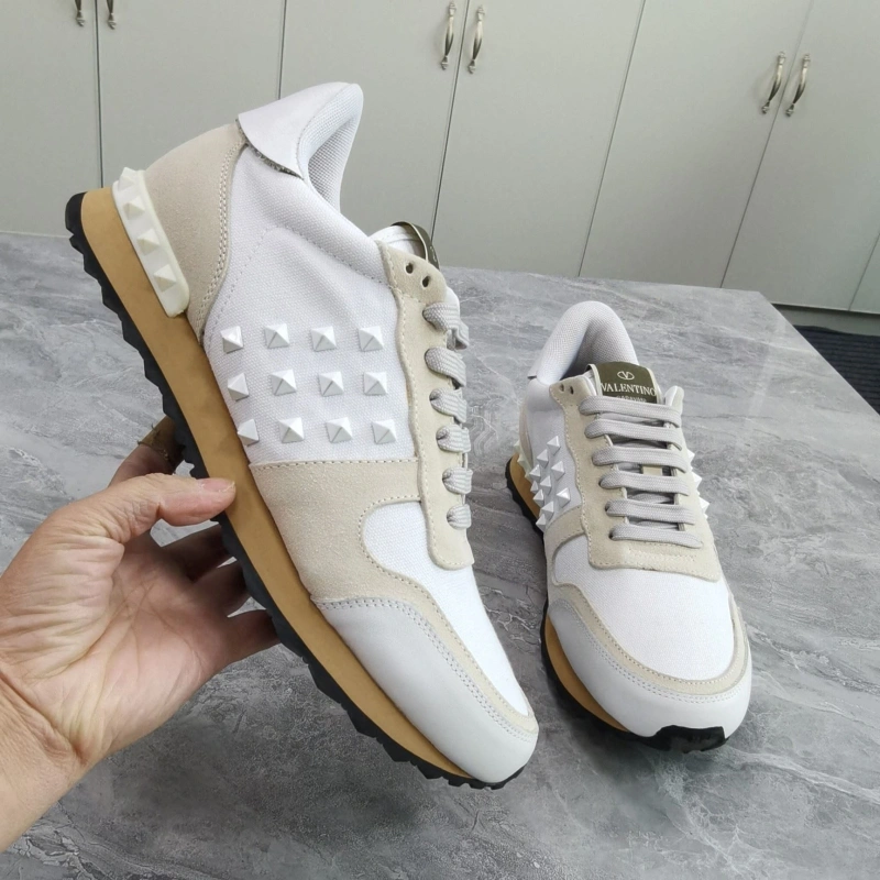 Bright Vxlxntino Sneakers 233007