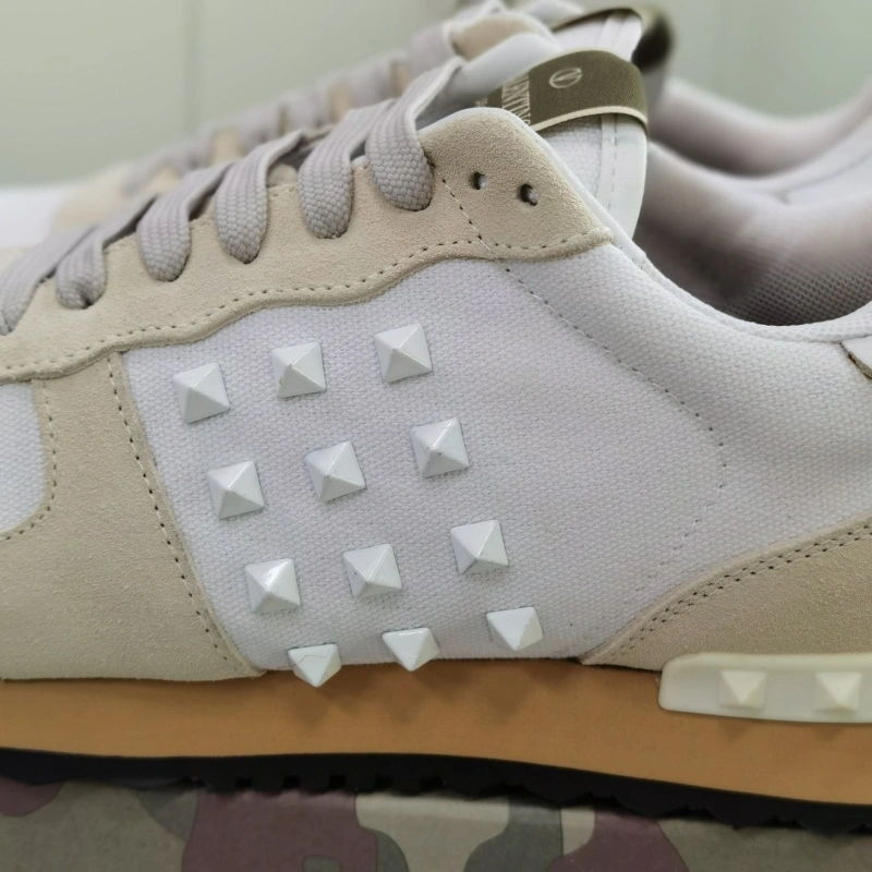 Bright Vxlxntino Sneakers 233007