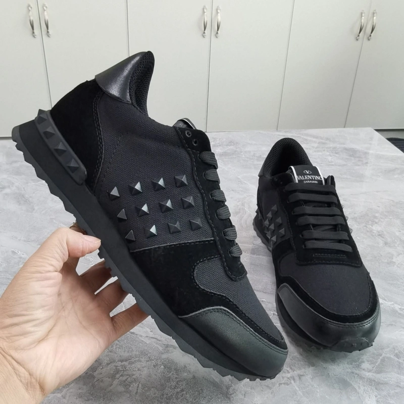 Vibrant Vxlxntino Sneakers 232997