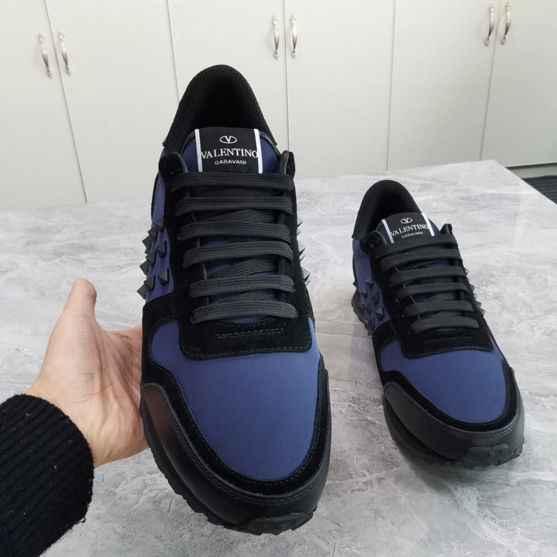 Versatile Vxlxntino Sneakers 232993