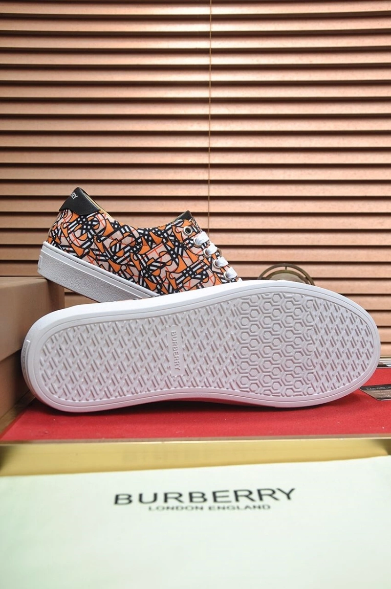 Timeless Bxrbxrry Sneakers 115524