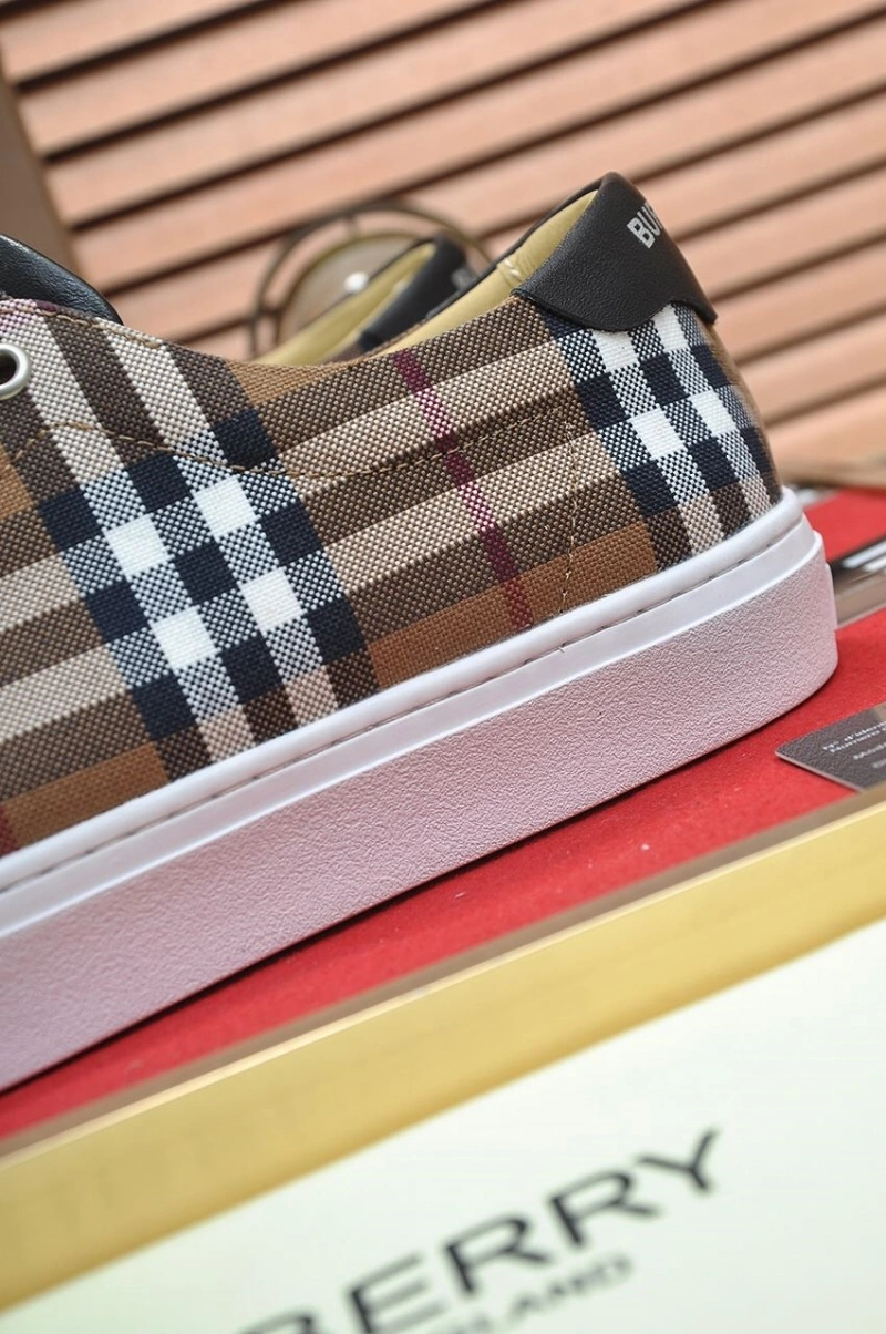 Bxrbxrry Sneakers ModernLook 115522