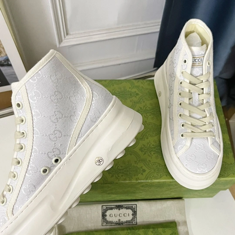 Sophisticated Gxccx Sneakers 166261