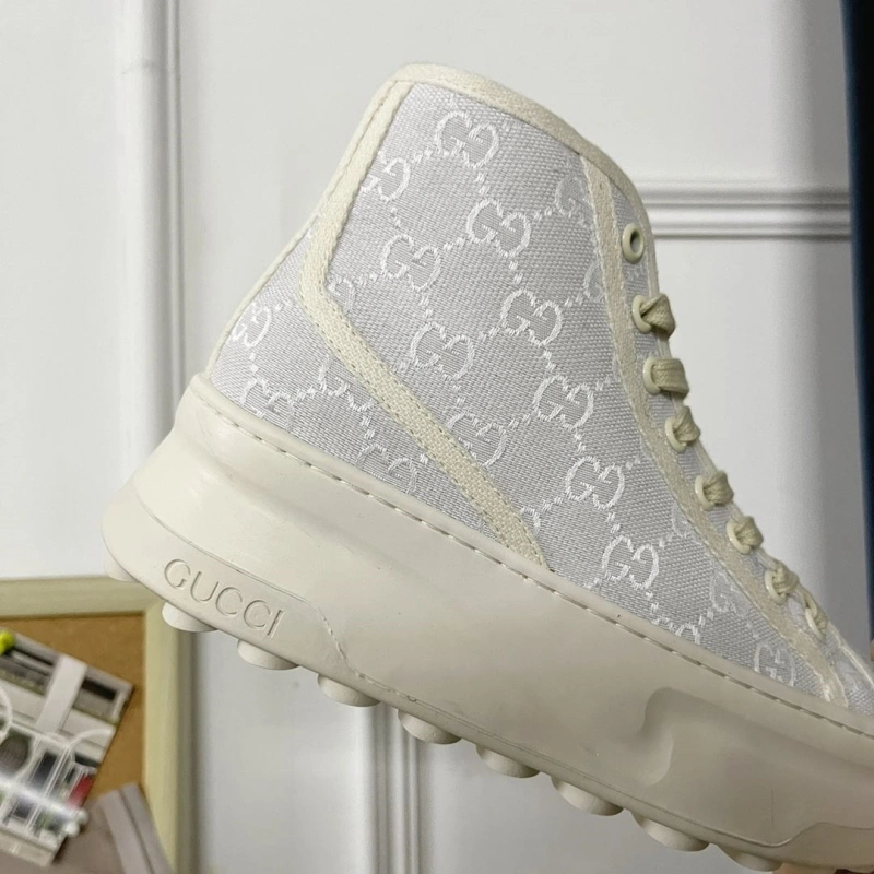 Sophisticated Gxccx Sneakers 166261